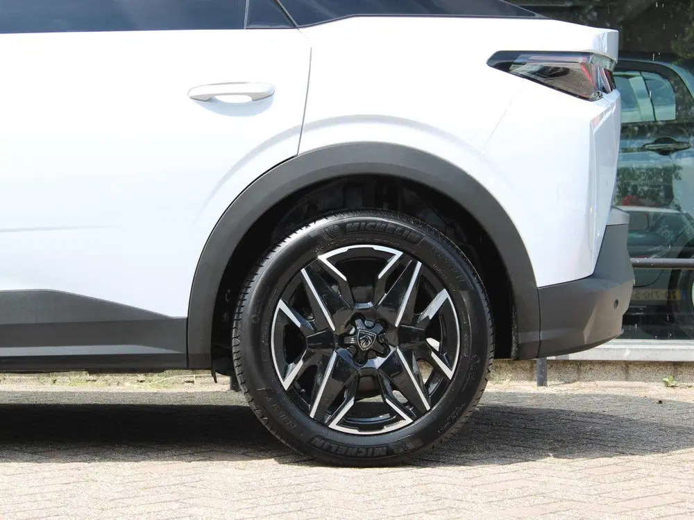 Peugeot 3008 1.2 Hybrid 145 GT Automaat uit 2025, foto 9