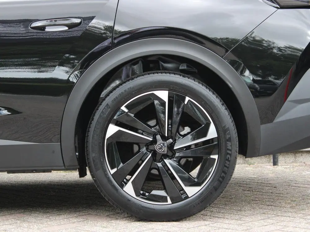 Peugeot 408 1.2T Allure Pack 130 EAT8 Automaat uit 2023, foto 10