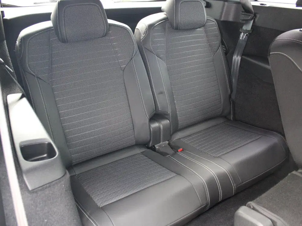 Peugeot 5008 1.2 Hybrid 145 GT 7p Automaat uit 2026, foto 13