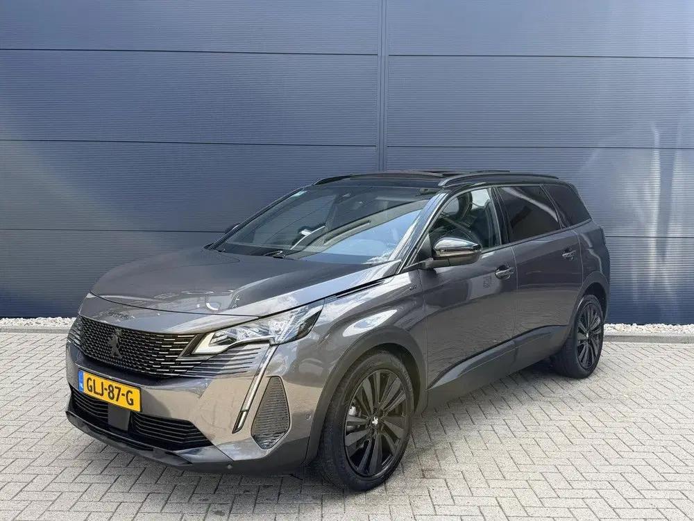 Peugeot 5008 1.2 Hybrid 136 GT uit 2024