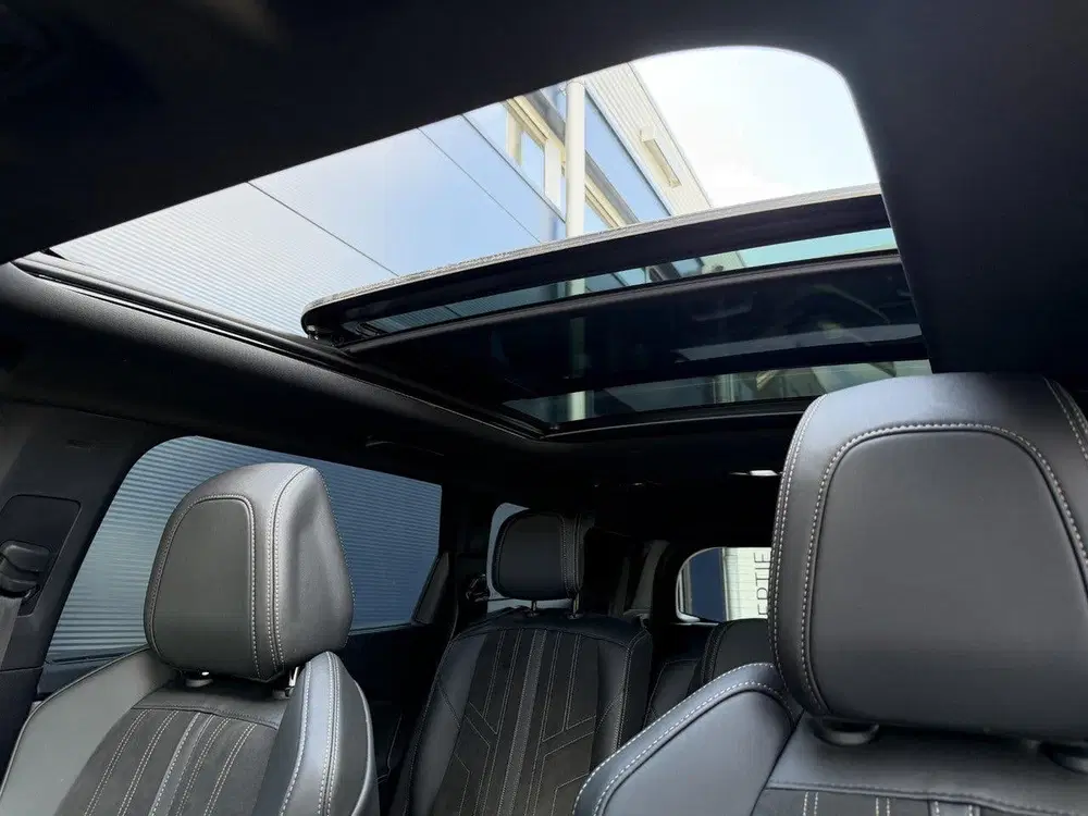 Peugeot 5008 1.2 Hybrid 136 GT uit 2024, foto 13
