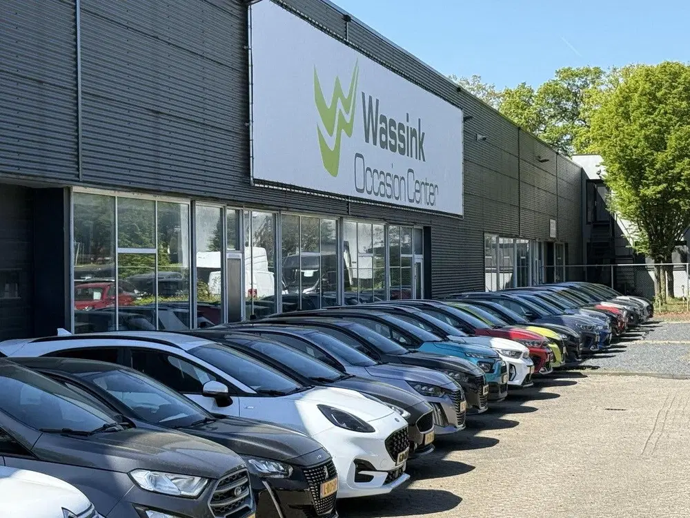 Citroën C3 1.2 PureTech Shine Navigatie uit 2021, foto 19
