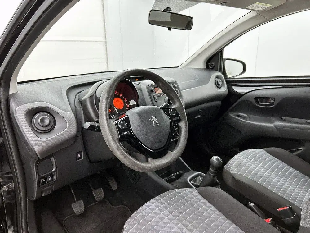 Peugeot 108 1.0 72pk Active uit 2020, foto 10