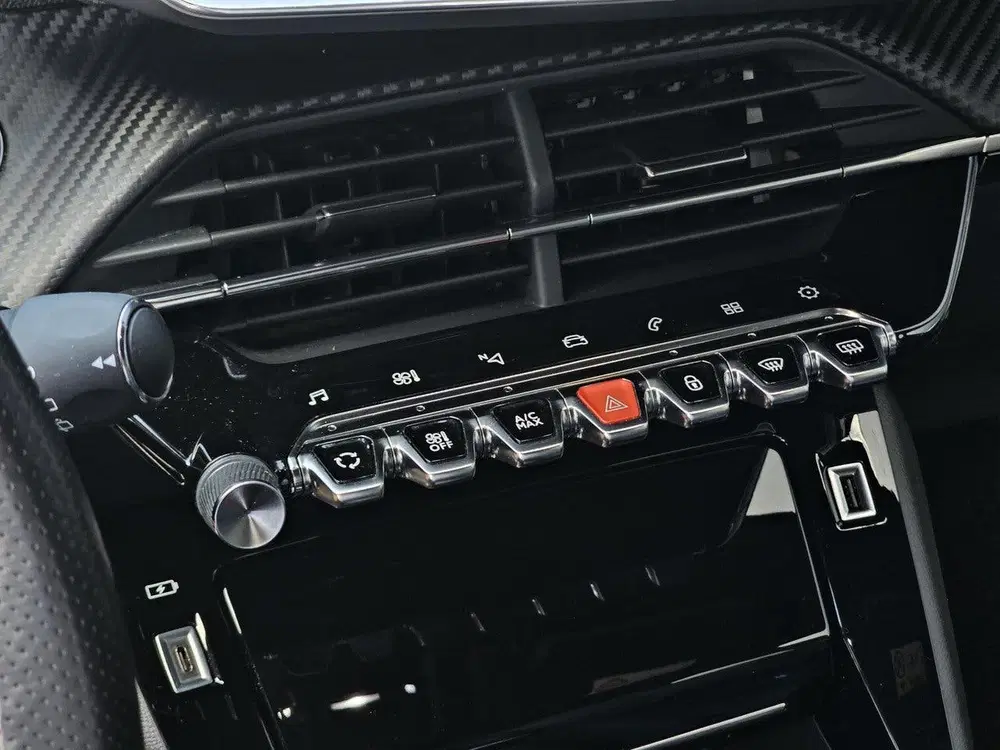 Peugeot 208 1.2 PureTech GT EAT8 100pk Automaat uit 2021, foto 18