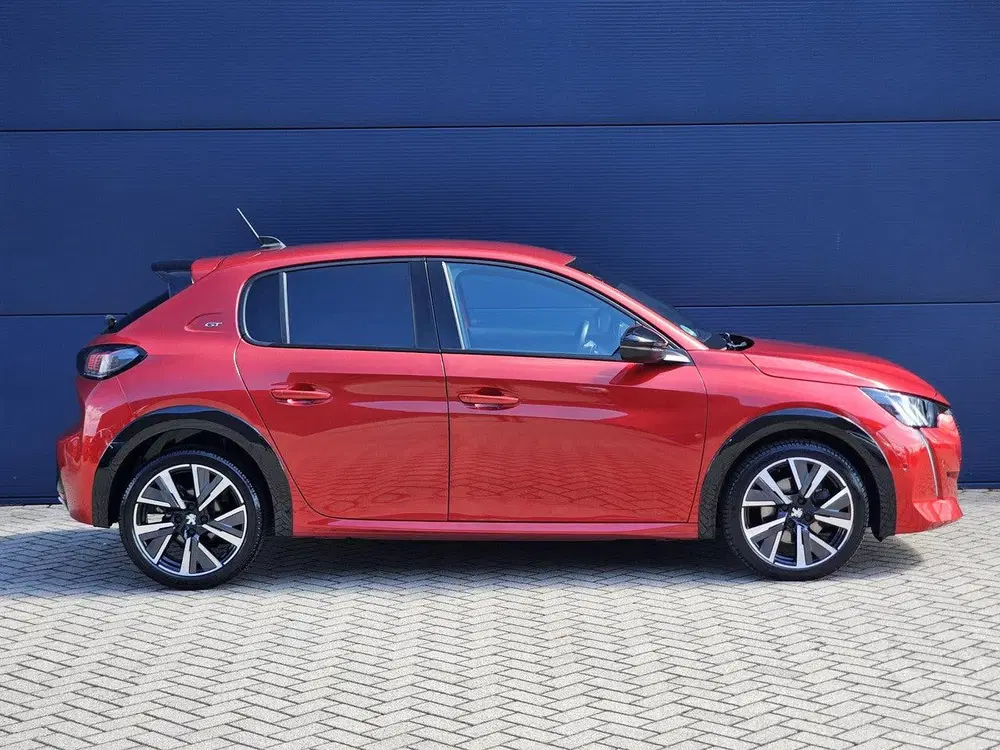 Peugeot 208 1.2 PureTech GT EAT8 100pk Automaat uit 2021, foto 4