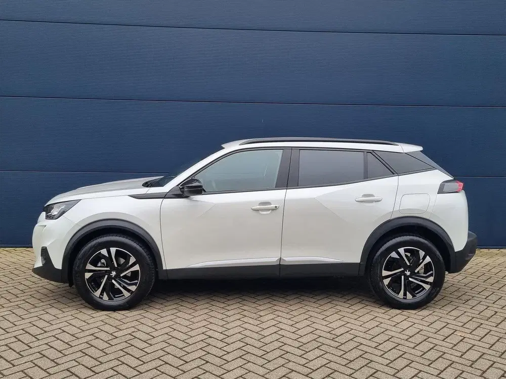 Peugeot 2008 1.2 Turbo 130pk Allure Pack Automaat SUMME uit 2023, foto 3