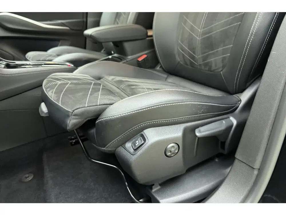 Opel Grandland 1.2 Turbo 130pk Automaat Ultimate uit 2024, foto 18