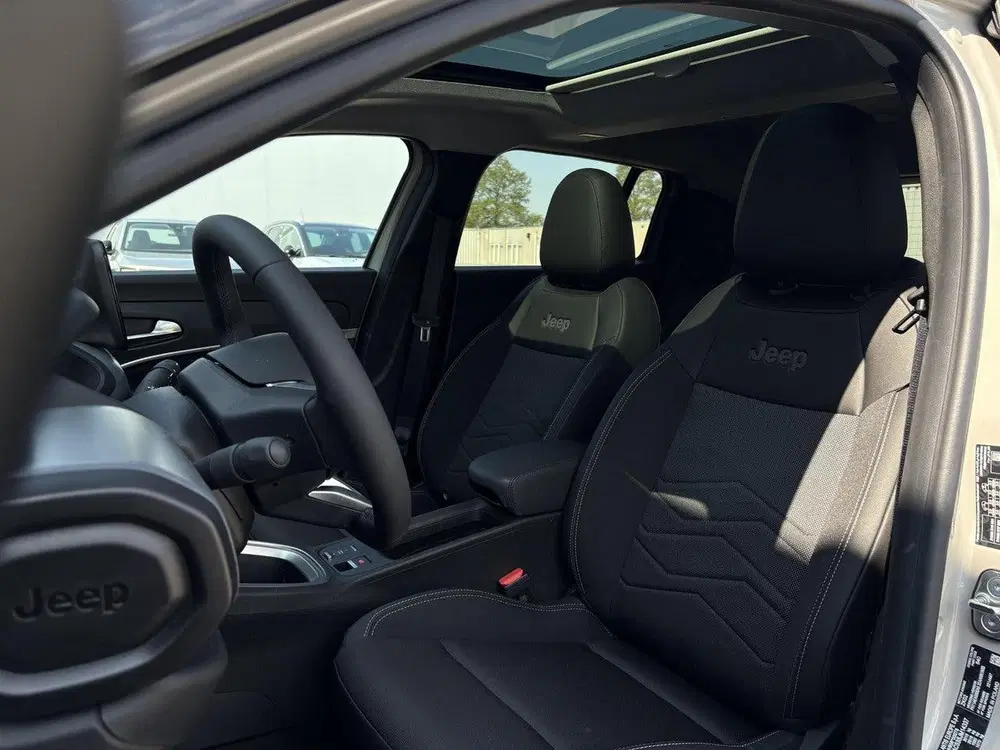 Jeep Avenger Summit EV 54kWh 156pk uit 2026, foto 10