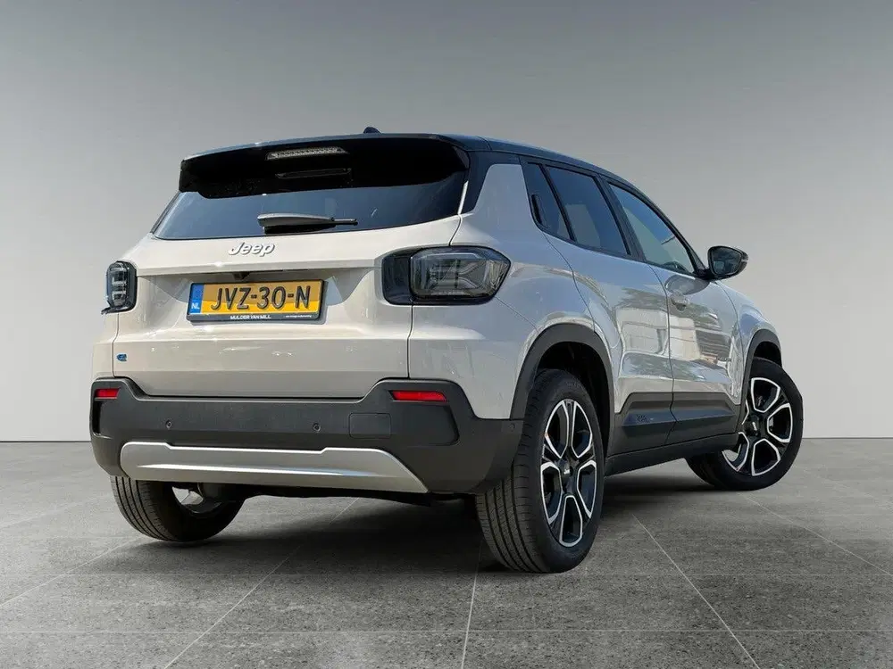 Jeep Avenger Summit EV 54kWh 156pk uit 2026, foto 8