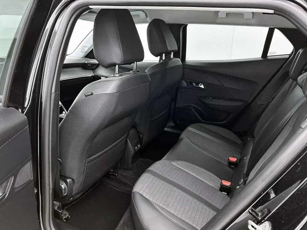 Peugeot 2008 EV Allure Pack 50 kWh uit 2022, foto 13