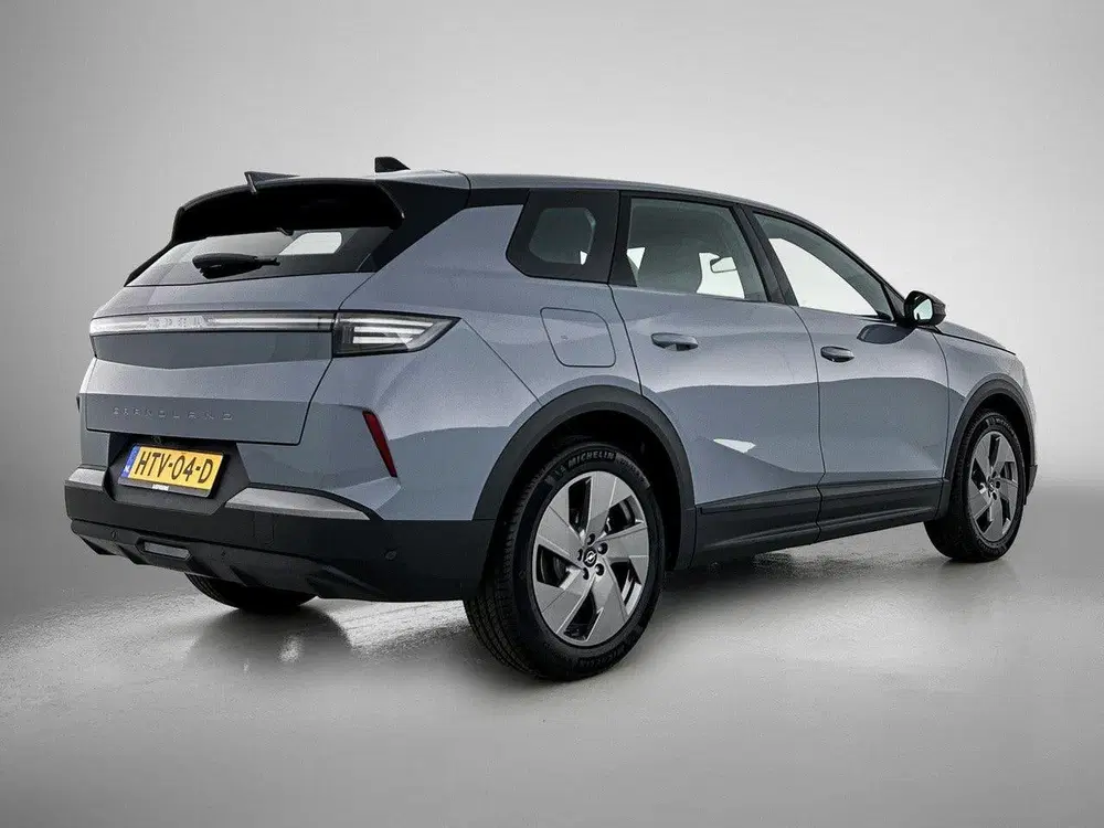 Opel Grandland SUV Hybrid Edition 145PK Automaat uit 2025, foto 3