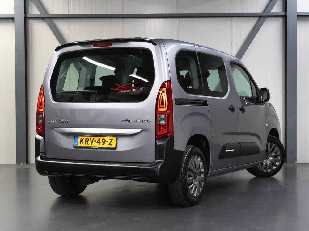 Citroën Berlingo Feel L1 50 kWh 136PK uit 2025, foto 3