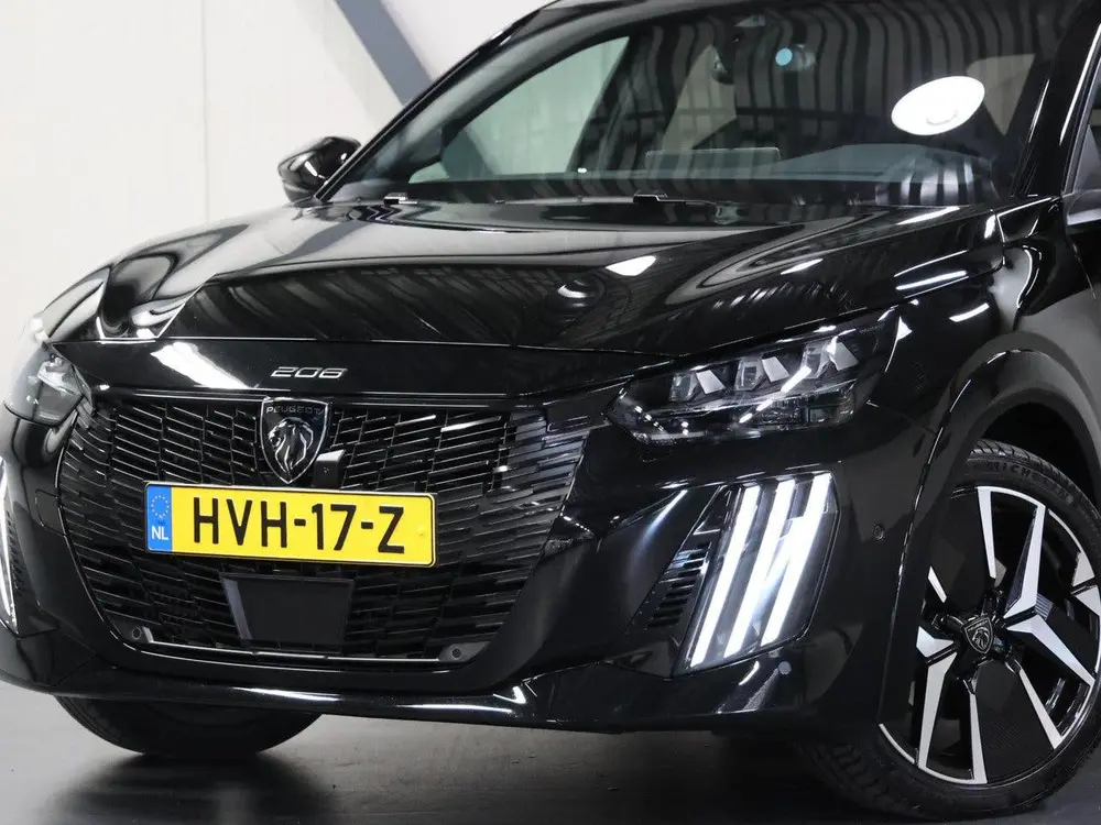Peugeot 208 1.2 Hybrid 110PK GT Automaat uit 2025, foto 6