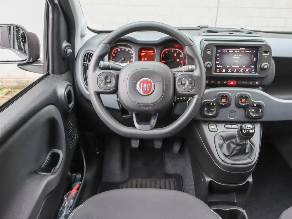 Fiat Panda 1.0 Hybrid Cross uit 2023, foto 11
