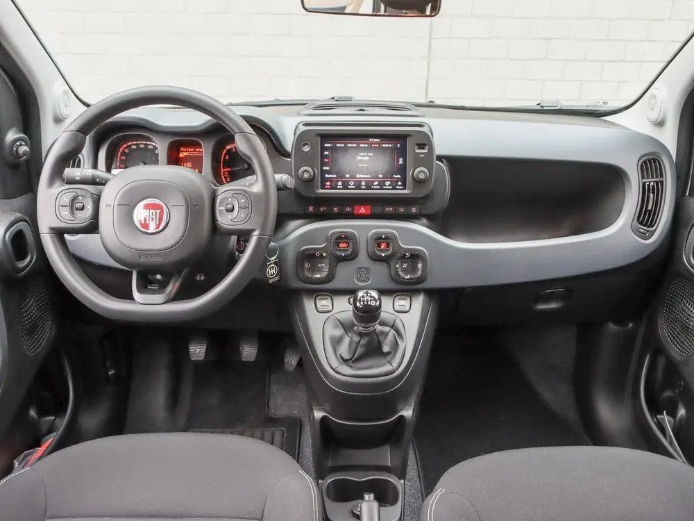 Fiat Panda 1.0 Hybrid Cross uit 2023, foto 12
