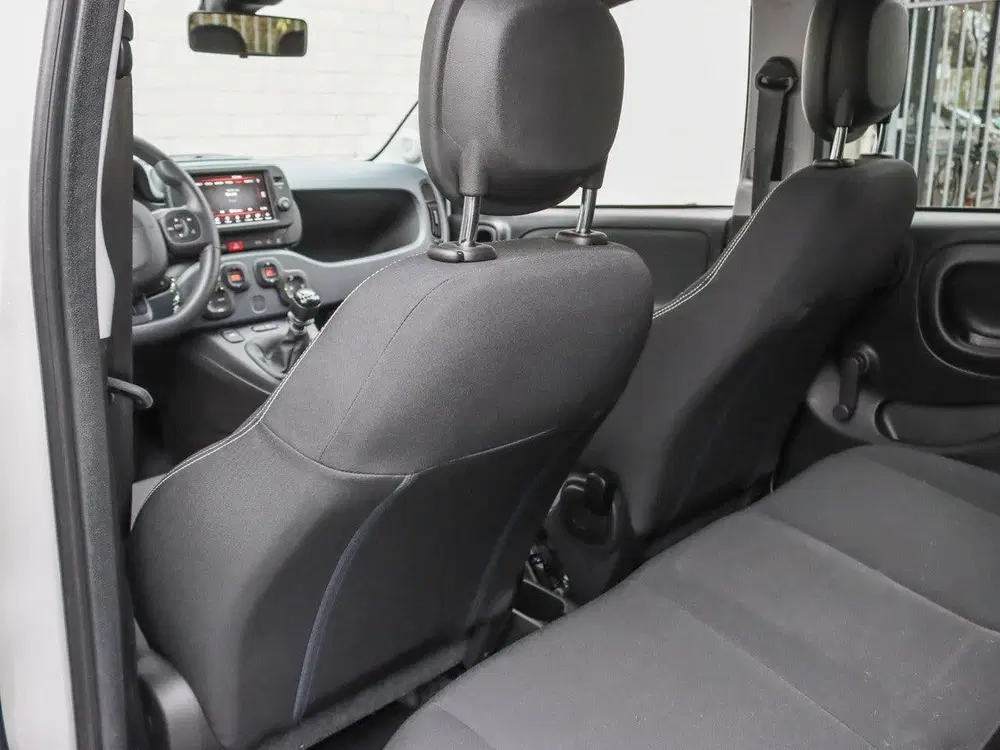 Fiat Panda 1.0 Hybrid Cross uit 2023, foto 15
