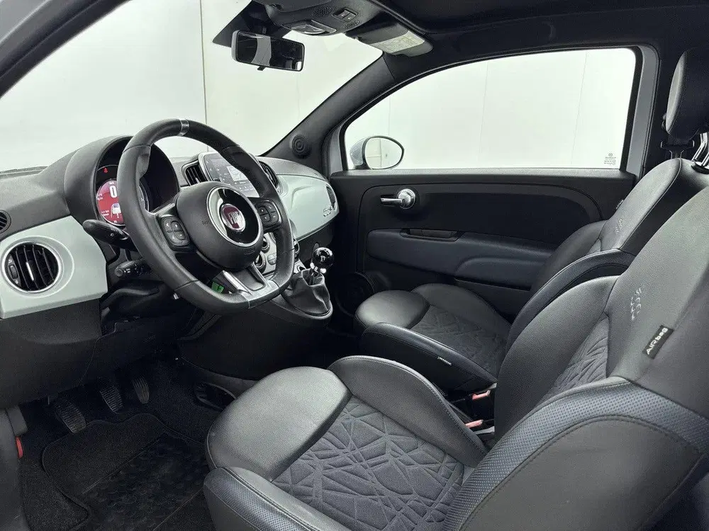 Fiat 500C 1.0 Hybrid 70pk Launch Edition uit 2020, foto 10