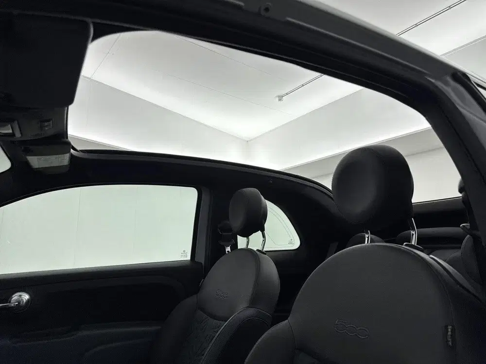 Fiat 500C 1.0 Hybrid 70pk Launch Edition uit 2020, foto 14
