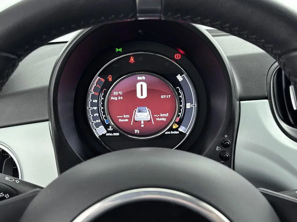 Fiat 500C 1.0 Hybrid 70pk Launch Edition uit 2020, foto 18