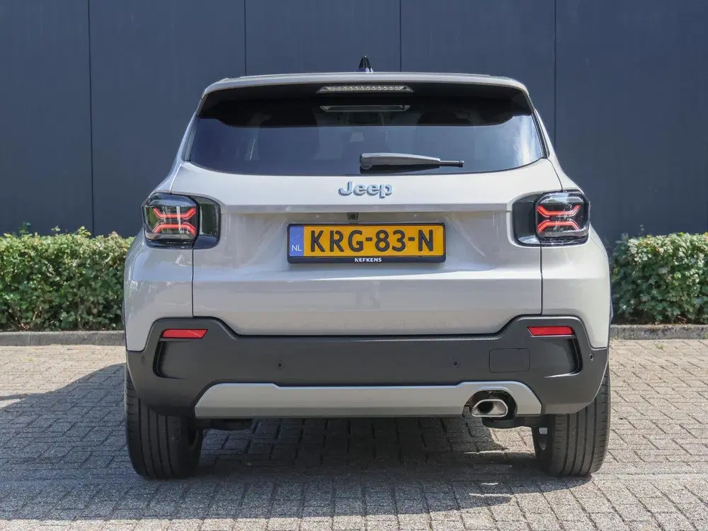 Jeep Avenger 1.2 100pk Summit uit 2025, foto 6