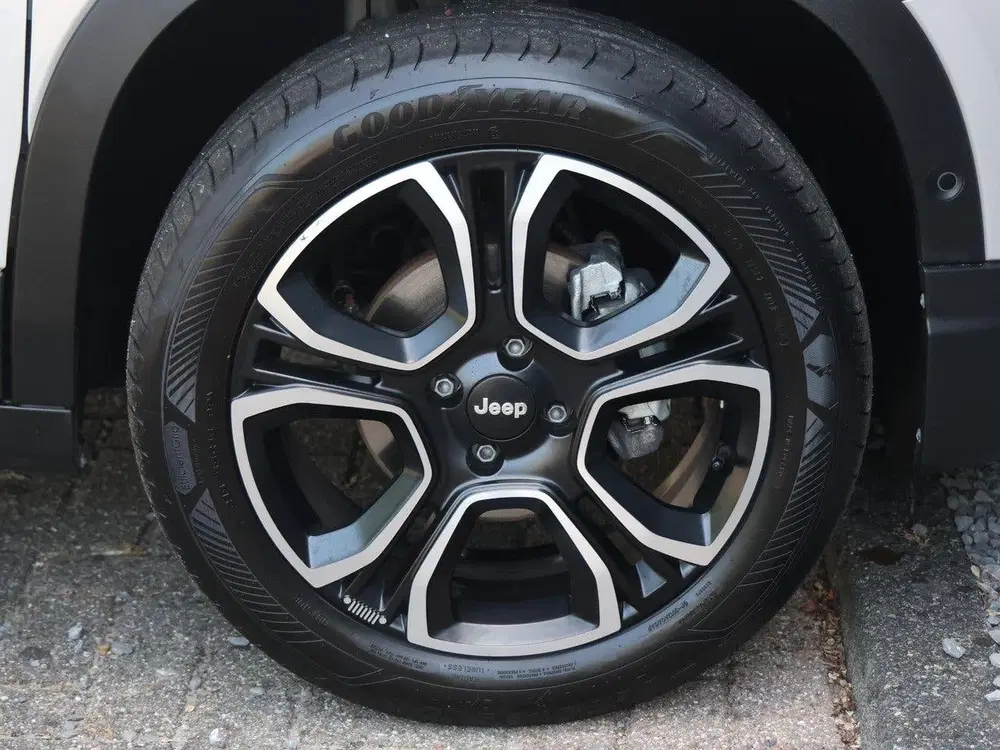 Jeep Avenger 1.2 100pk Summit uit 2025, foto 7