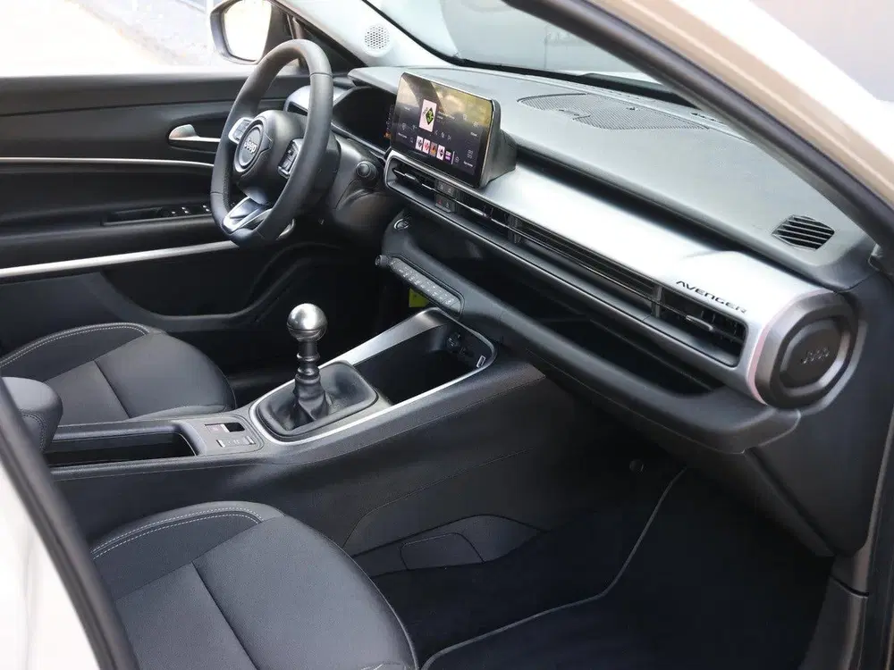 Jeep Avenger 1.2 100pk Summit uit 2025, foto 8