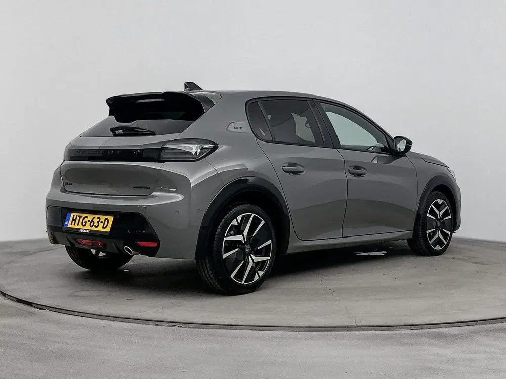 Peugeot 208 GT Hybrid 110 pk Automaat uit 2025, foto 6