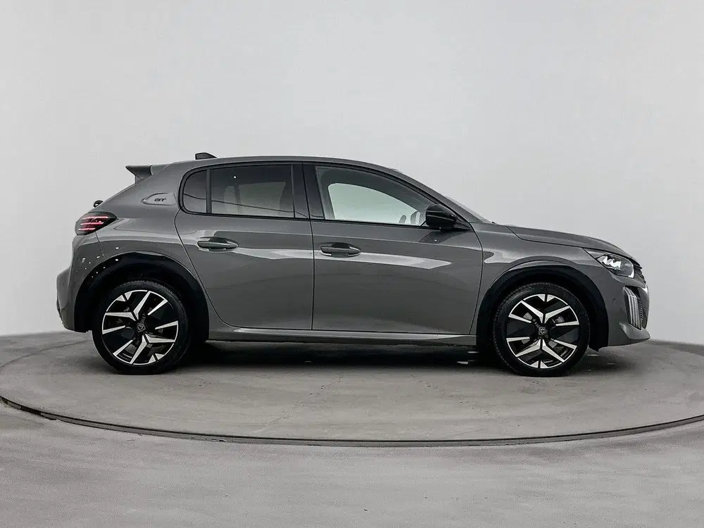 Peugeot 208 GT Hybrid 110 pk Automaat uit 2025, foto 7