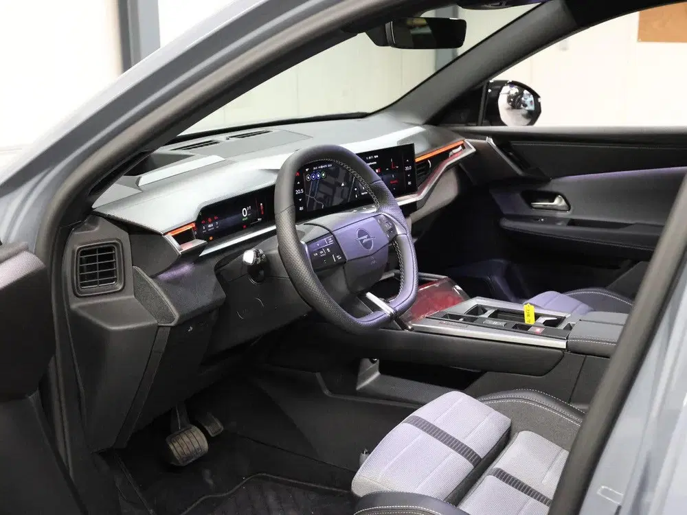 Opel Grandland Electric Business Edition 73 kWh uit 2025, foto 11
