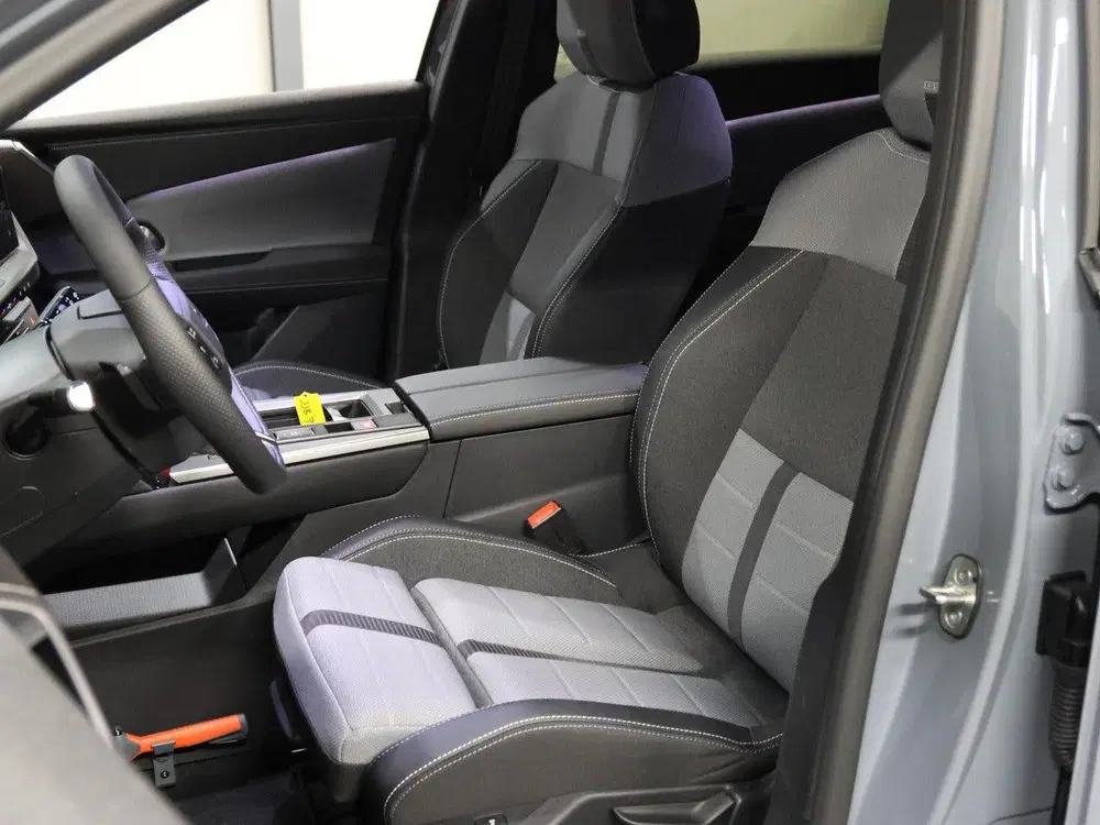 Opel Grandland Electric Business Edition 73 kWh uit 2025, foto 13