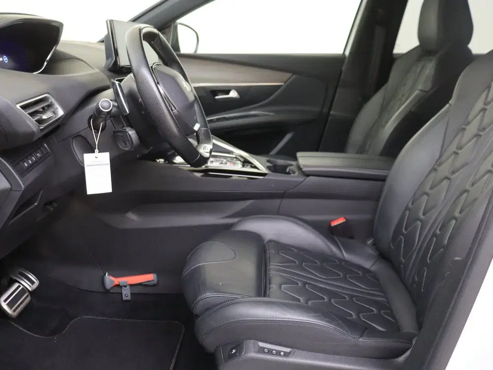 Peugeot 3008 1.6 HYbrid4 300PK Blue Lease GT Keyless uit 2021, foto 10
