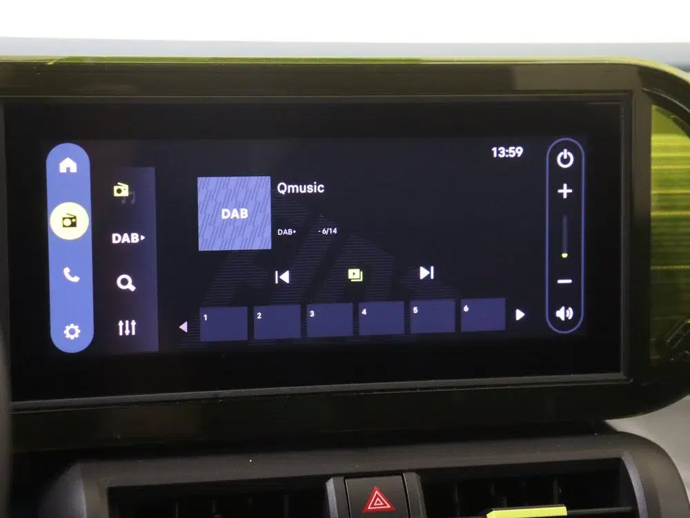 Fiat Grande Panda 1.2 100PK Hybrid ICON Parkeerhulp uit 2025, foto 15