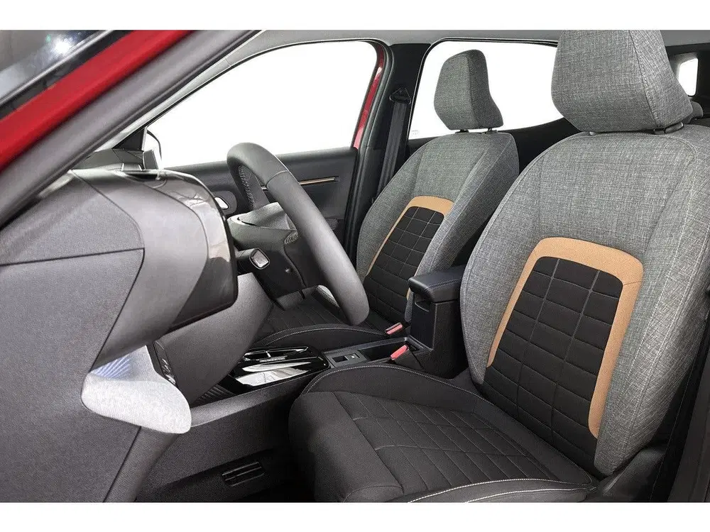 Citroën C3 Aircross 1.2 Hybrid 145pk Plus Achteruitrijcamer uit 2025, foto 6