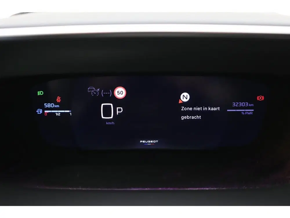 Peugeot 2008 1.2 Hybrid 145 GT Navigatie uit 2024, foto 19