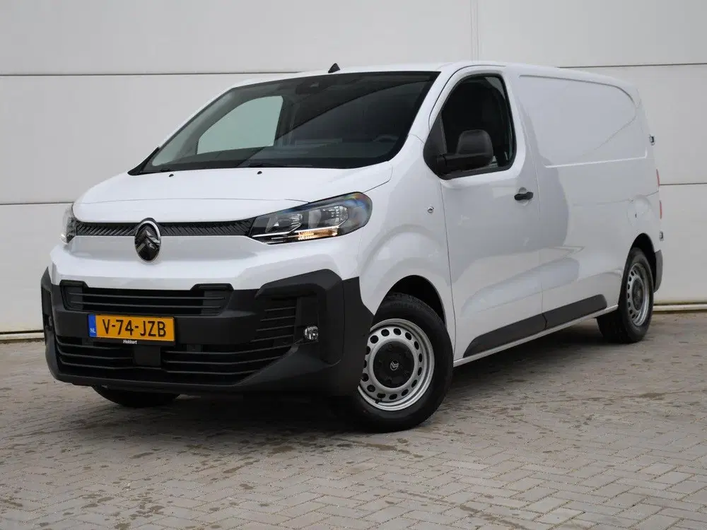 Citroën Jumpy GB L2H1 1.5 BlueHDI 120pk SURROUND NAV PAK uit 2024