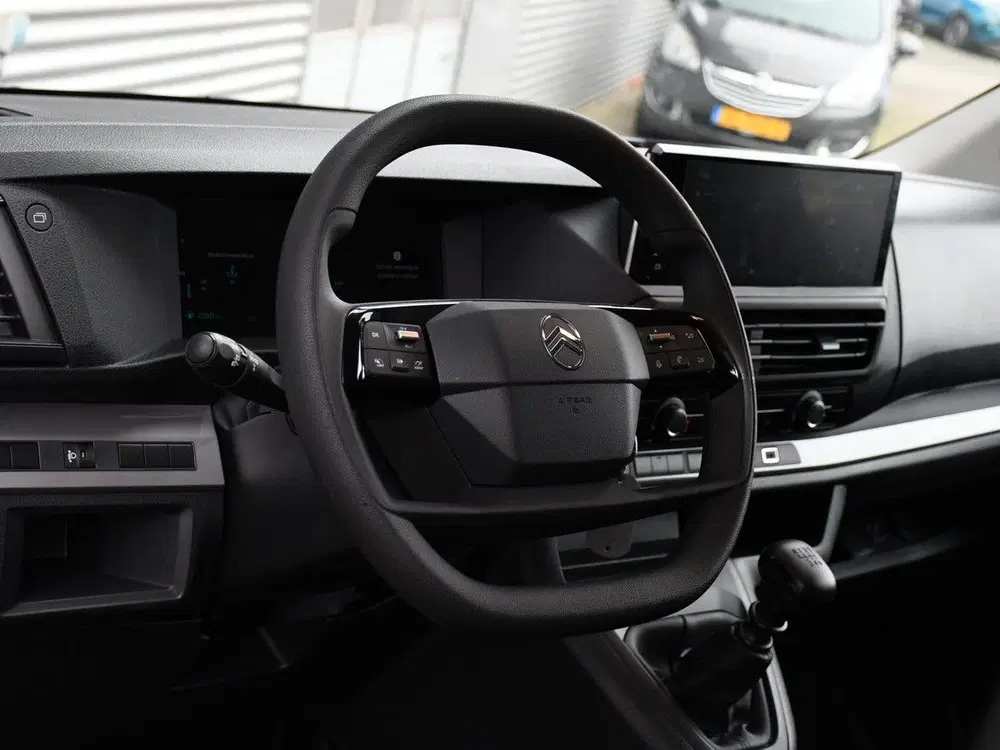 Citroën Jumpy GB L2H1 1.5 BlueHDI 120pk SURROUND NAV PAK uit 2024, foto 12