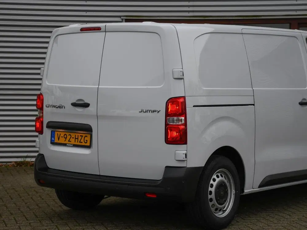 Citroën Jumpy GB L2H1 1.5 BlueHDI 120pk SURROUND NAV PAK uit 2024, foto 5