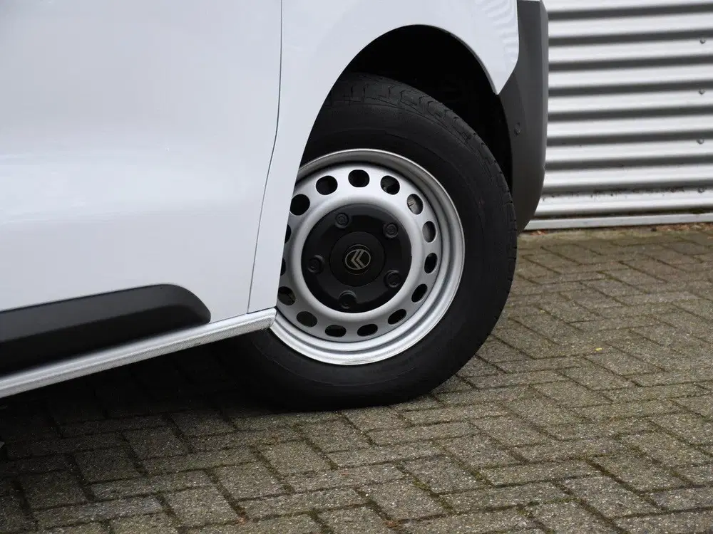 Citroën Jumpy GB L2H1 1.5 BlueHDI 120pk SURROUND NAV PAK uit 2024, foto 6