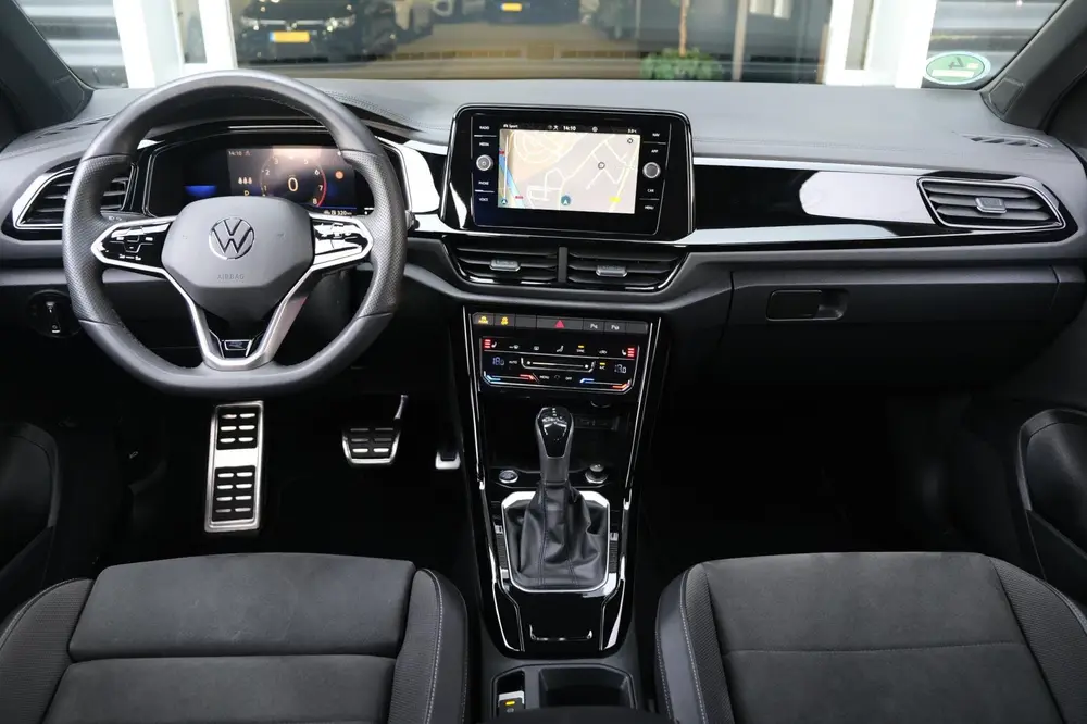 Volkswagen T-Roc 1.5 TSI R-Line DSG Facelift Black IQ Cam AC uit 2022, foto 15