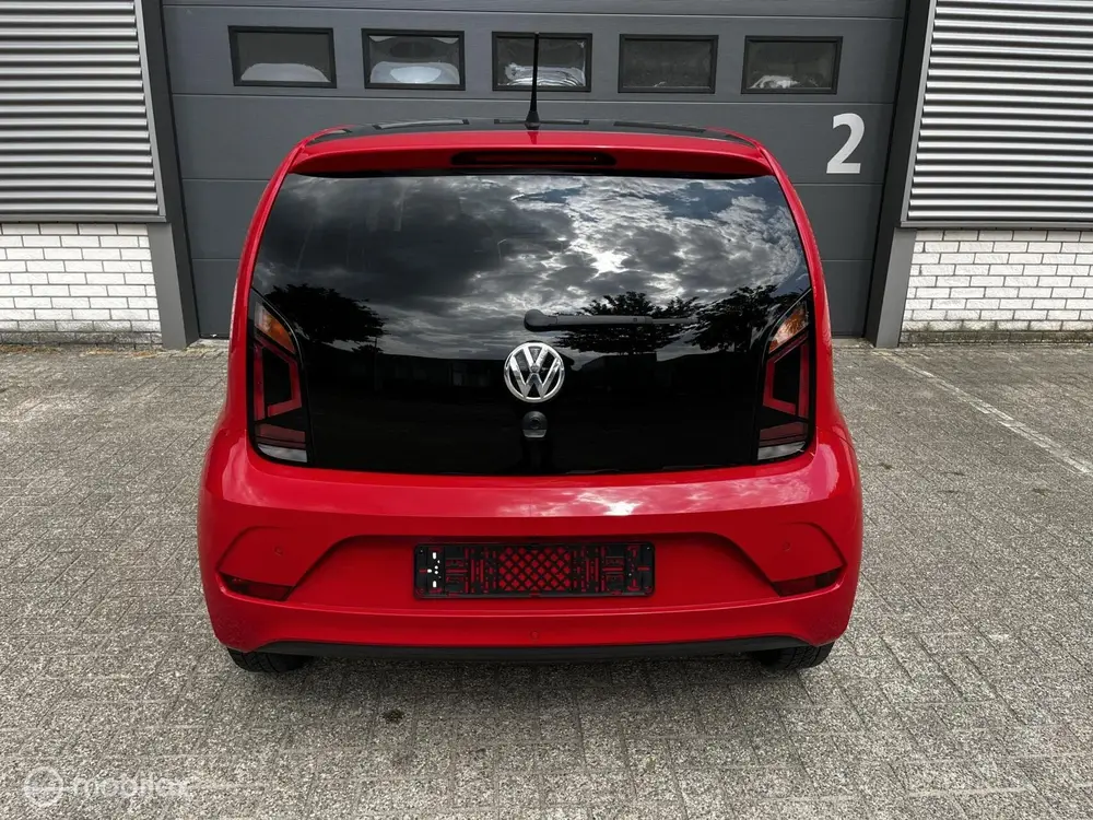 Volkswagen Up! 1.0 BMT high up! AUTOMAAT/CAMERA/CRUISE uit 2019, foto 18