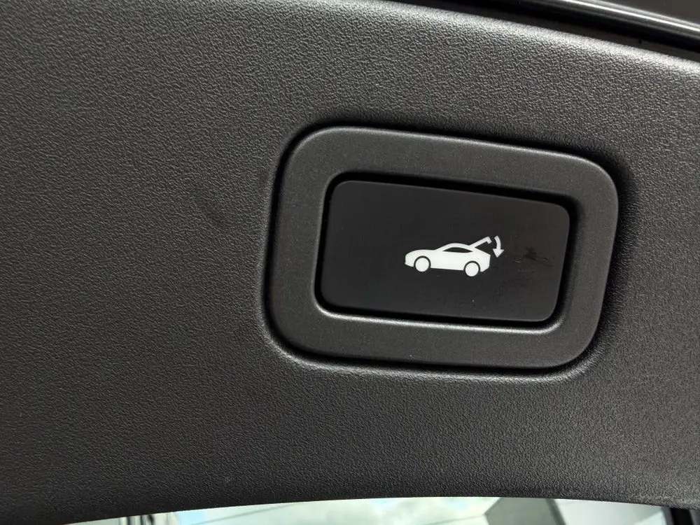 Jaguar F-Type P300 RWD R-Dynamic (bj 2021, automaat) uit 2021, foto 7