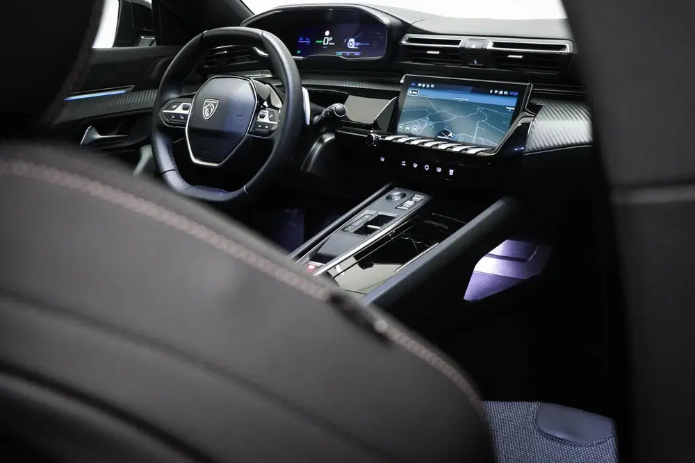 Peugeot 508 1.6 HYbrid 180 Allure uit 2024, foto 15