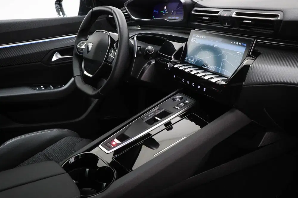 Peugeot 508 1.6 HYbrid 180 Allure uit 2024, foto 3