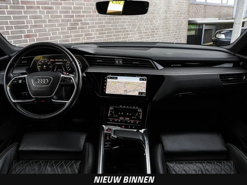 Audi e-tron S quattro 95 kWh 503 PK uit 2020, foto 2