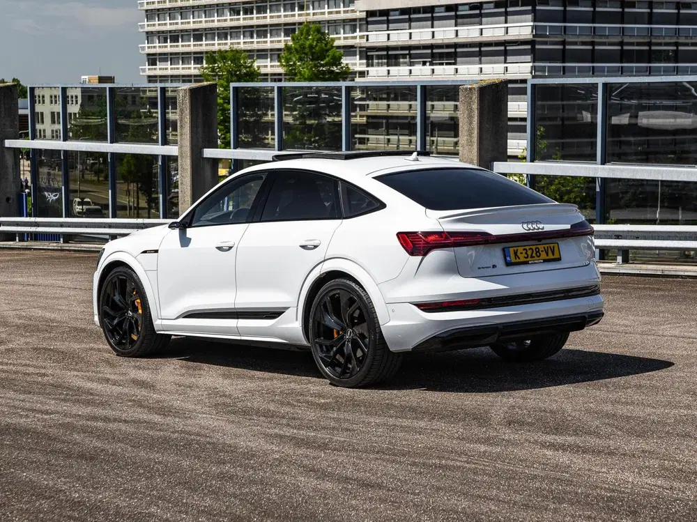 Audi e-tron S quattro 95 kWh 503 PK uit 2020, foto 9
