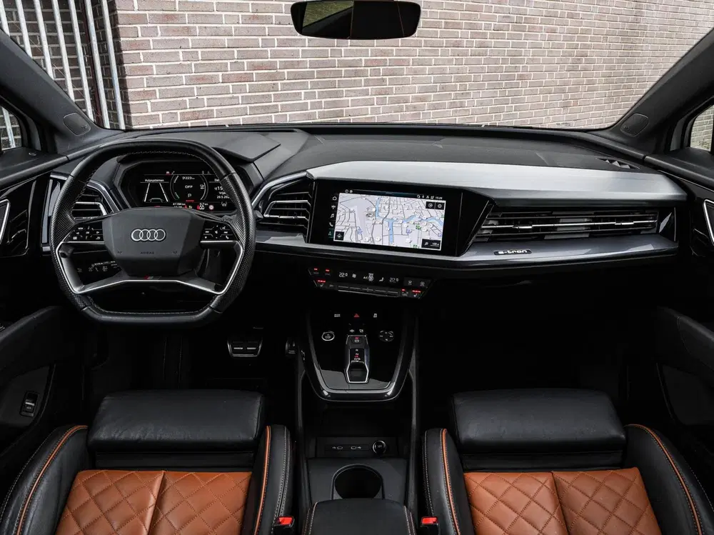 Audi Q4 e-tron 40 Launch edition S Competition 77 kWh uit 2022, foto 4