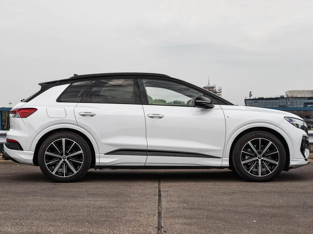 Audi Q4 e-tron 40 Launch edition S Competition 77 kWh uit 2022, foto 7