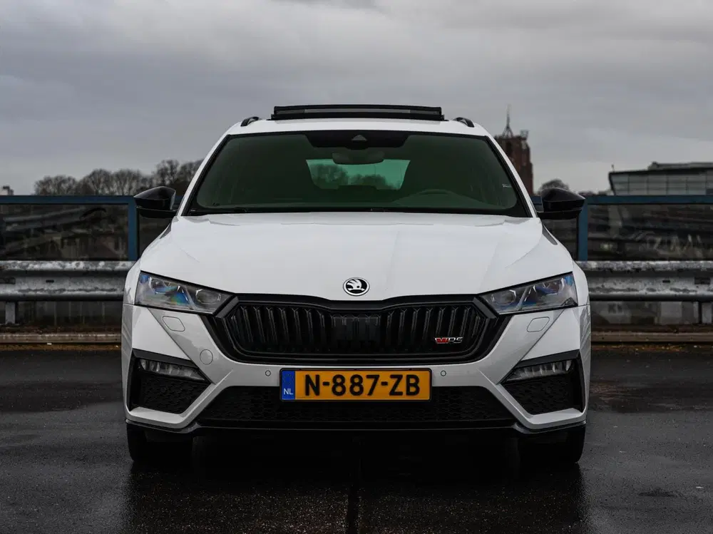 Skoda Octavia 1.4 TSI RS iV PHEV Business 245 PK Panor uit 2021, foto 4