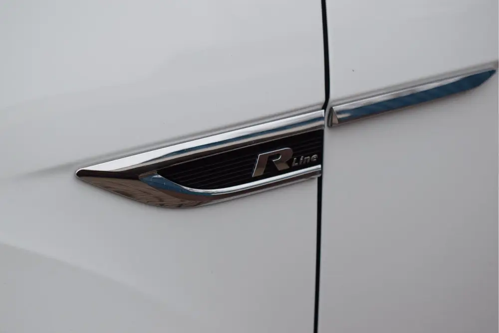 Volkswagen T-Roc 1.5 TSI Sport Business R-line Achteruitrij uit 2019, foto 15