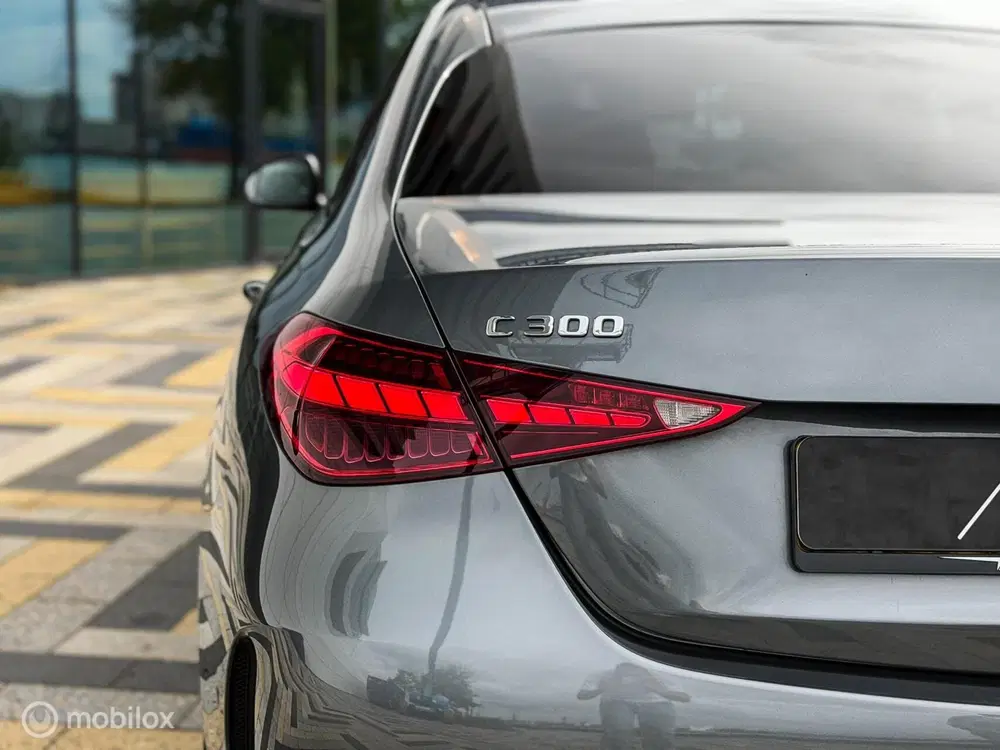 Mercedes-Benz C-Klasse 300 AMG Line uit 2021, foto 12